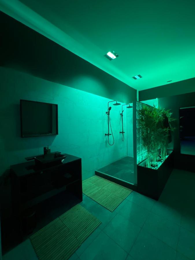 City Lounge Wellness Dison ภายนอก รูปภาพ